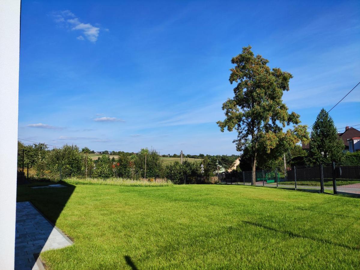 Apartamento Trzy Male Drzewka Wielka Wies  Exterior foto