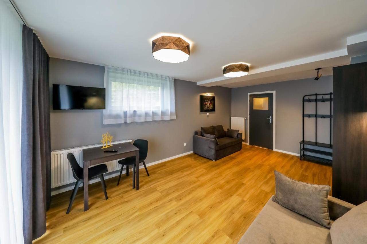 Apartamento Trzy Male Drzewka Wielka Wies  Exterior foto